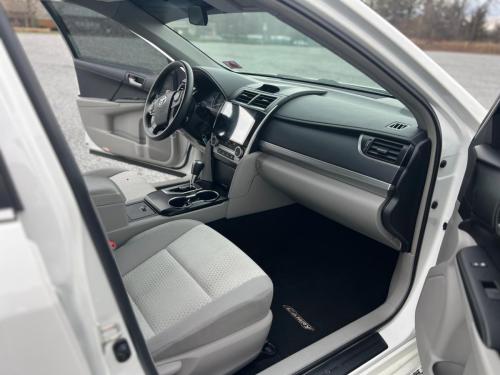 2014 TOYOTA CAMRY LE