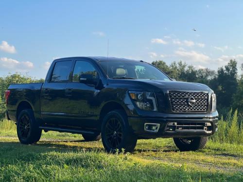 2019 Nissan titan crew cab SL Pickup 4D 5 1/2 ft