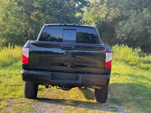 2019 Nissan titan crew cab SL Pickup 4D 5 1/2 ft