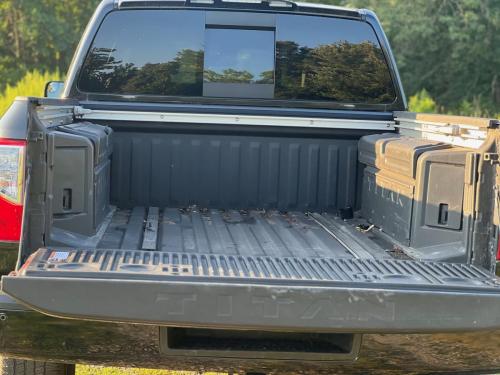 2019 Nissan titan crew cab SL Pickup 4D 5 1/2 ft