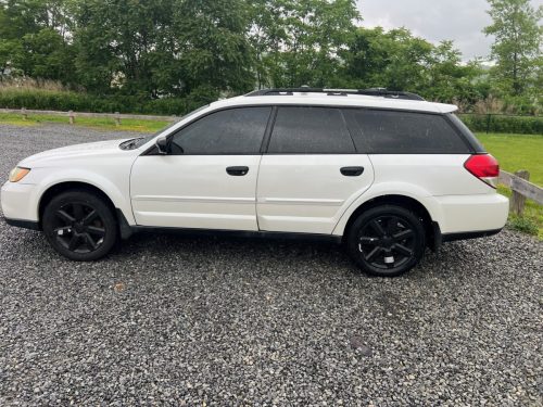 2009 Subaru Outback 2.5i Special Edition