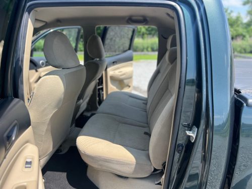 2011 Toyota Tacoma V6 4-Door Truck
