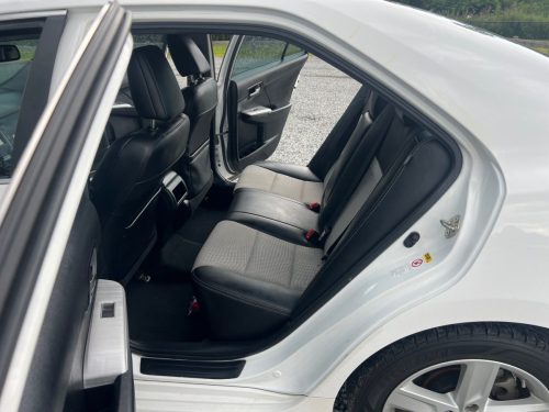 2014 Toyota Camry SE 4-Door Sedan