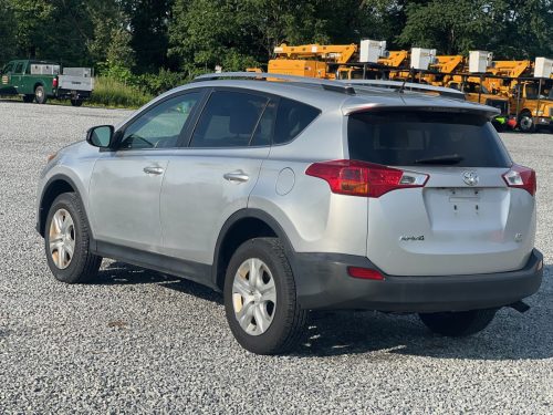 2015 Toyota RAV4 LE 4-Door SUV