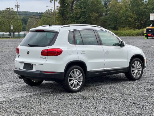 2015 Volkswagen Tiguan SE 4Motion 4-Door SUV