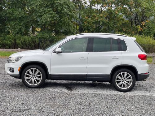2015 Volkswagen Tiguan SE 4Motion 4-Door SUV