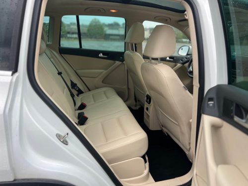 2015 Volkswagen Tiguan SE 4Motion 4-Door SUV