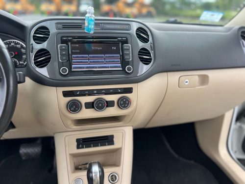 2015 Volkswagen Tiguan SE 4Motion 4-Door SUV