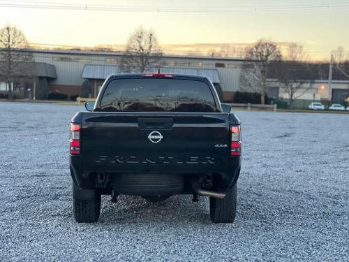 2022 Nissan frontier king cab SV Pickup 2D 6 ft